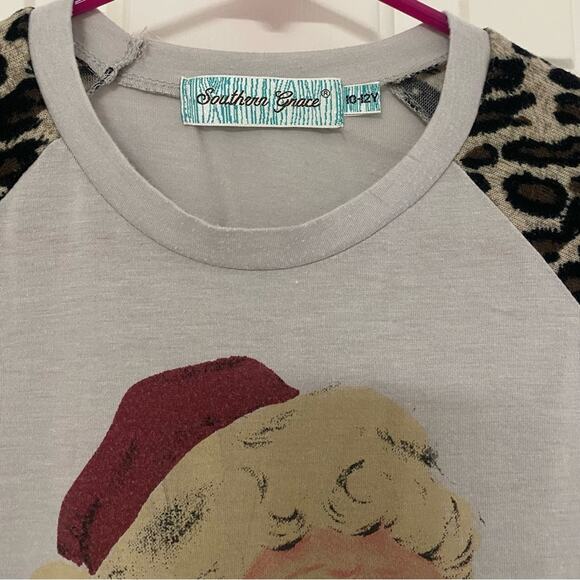 SOUTHERN GRACE • Santa Merry Christmas Y’all Leopard Print Long Sleeve Top - Picture 3 of 8